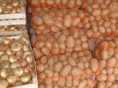 Djeca samostalnih malih poljoprivrednika ostala bez dodatka