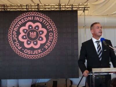 Djelatnici Poljoprivrednog Instituta Osijek obilježili jubilej!