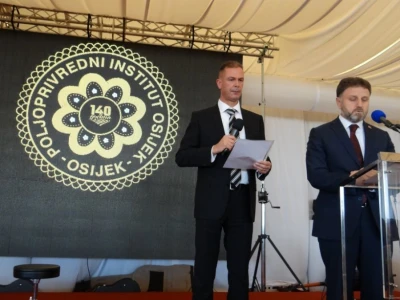Djelatnici Poljoprivrednog Instituta Osijek obilježili jubilej!
