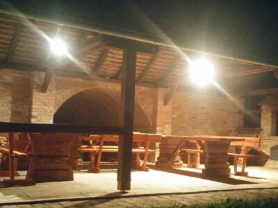 Noćni snimak kušaonice vina