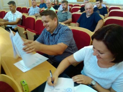 Dodijeljeno 850 tisuća kuna potpora u poljoprivredi i ruralnom razvoju Osječko-baranjske županije Dodijeljeno 850 tisuća kuna potpora u poljoprivredi i ruralnom razvoju Osječko-baranjske županije