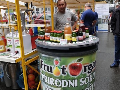 Dojčinovići proizvode voćne sokove