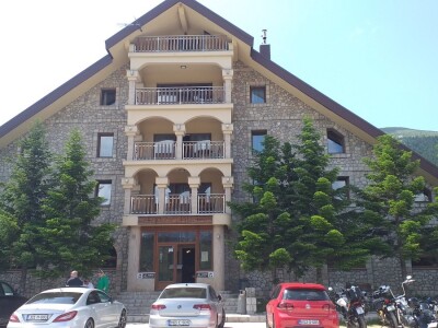 Dolaze turisti iz cijelog svijeta, ali čoban Perko ne može da nađe ženu