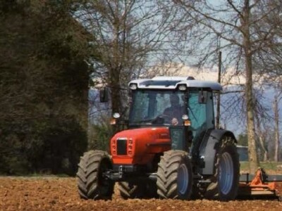 Traktor Same Dorado<sup>3</sup>