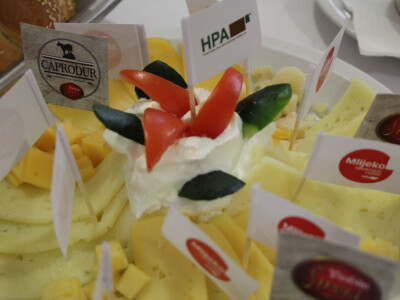 HPA, sirevi i mlijeko s RH farmi