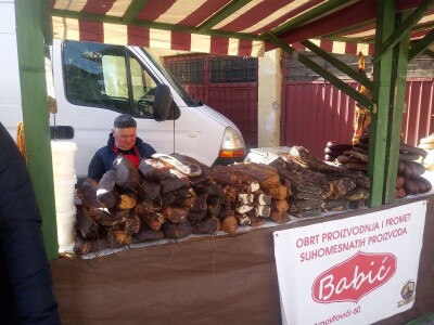 Dr. Nezir Tanović: Svi u proizvodnju, koliko god je to moguće Dr. Nezir Tanović: Svi u proizvodnju, koliko god je to moguće