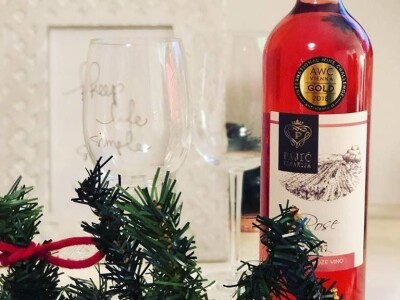 Dragan Pajić na djedovini podigao vinograd i proizvodi vrhunska vina Dragan Pajić na djedovini podigao vinograd i proizvodi vrhunska vina