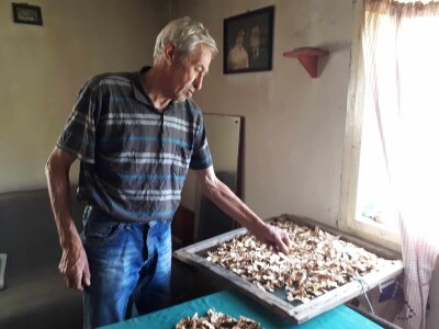 Dragiša do prodavnice pešači 24 kilometra, ali neće da napusti kućni prag