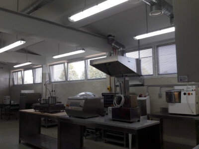 Postrojenje u inkubatoru