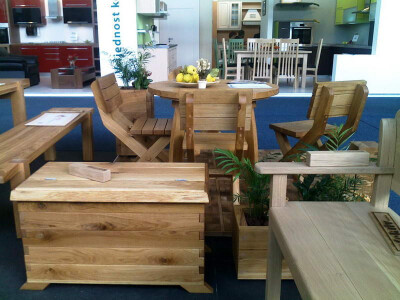 Ukrasni drveni sanduk od slavonskog masivnog drveta