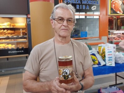 Držanje pčela Držanje pčela