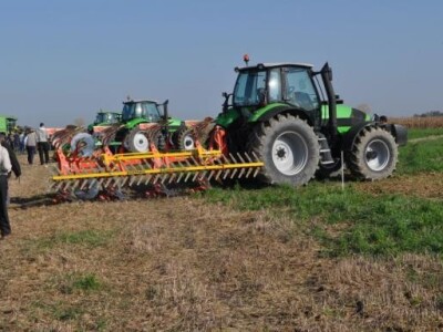 Deutz-Fahr traktor