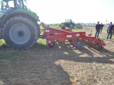 Deutz-Fahr traktor
