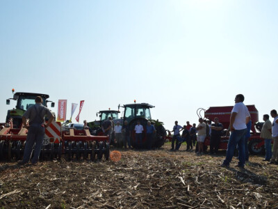Claas i Horsch snaga na baranjskim poljima! Claas i Horsch snaga na baranjskim poljima!