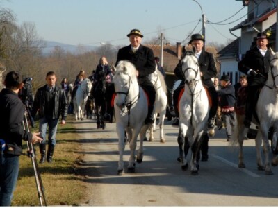 Bolje da nestane selo, nego običaji