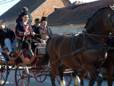 Bolje da nestane selo, nego običaji