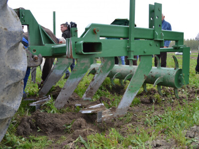 Inovativni stroj za dubinsko rahljenje tla