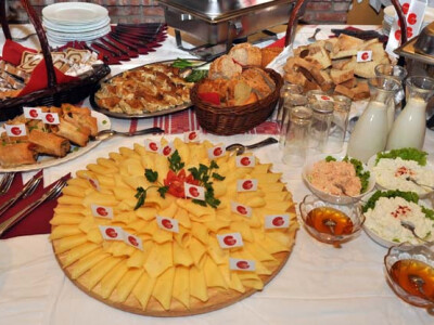 Doručak s hrvatskih farmi Požega