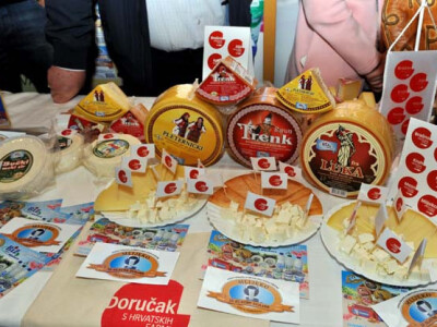 Doručak s hrvatskih farmi Požega