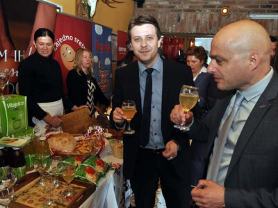 Doručak s hrvatskih farmi Požega