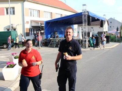 Utrka traktora u sklopu Festivala graševine