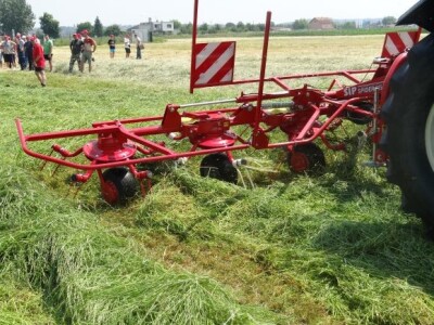 Prezentacija poljoprivredne mehanizacije za silažu