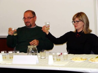 Edukacijsko natjecanje u kvaliteti voćnih rakija