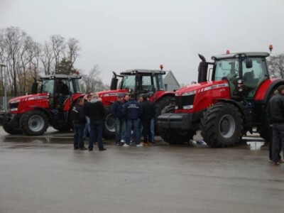 Traktori Massey Ferguson