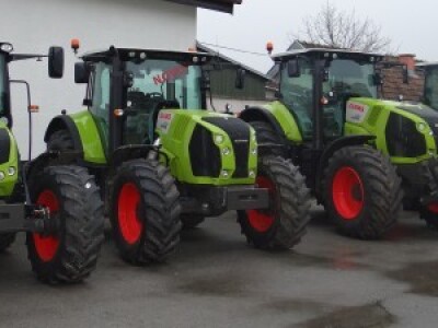 Velika prezentacija traktora Axion 800  Velika prezentacija traktora Axion 800