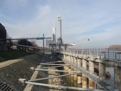 Suvremena Vupikova pretovarna luka