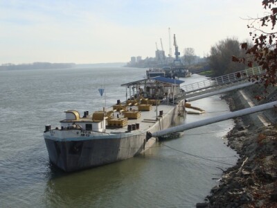 Suvremena Vupikova pretovarna luka