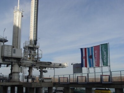 Suvremena Vupikova pretovarna luka