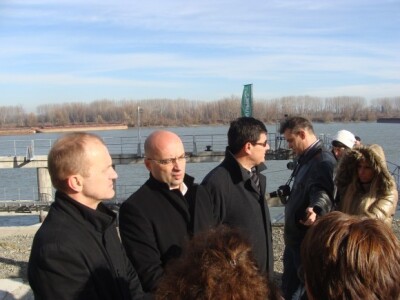 Suvremena Vupikova pretovarna luka