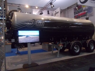 Cisterne i razbacivači gnoja