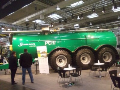 Cisterne i razbacivači gnoja