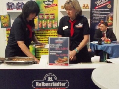 Poslužiti treba piće