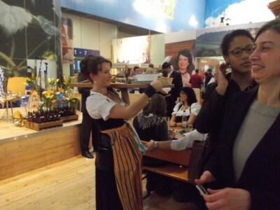 Goste treba poslužiti