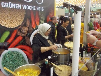 Svi su htjeli nešto pojesti marokansko