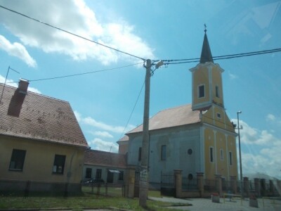 Oprisavci na poljima Oprisavci na poljima