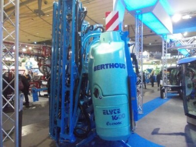 Vidjeli smo i kolekciju nošenih prskalica, kao i vučenih manjih kapaciteta