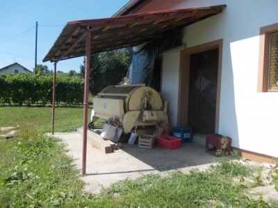 podrum i vinograd Žižek