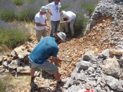 Inicijativa za poučavanje i popularizaciju suhozidne tehnike Inicijativa za poučavanje i popularizaciju suhozidne tehnike