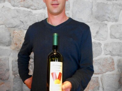 Sin Iva Miljasa, Zvonko Miljas