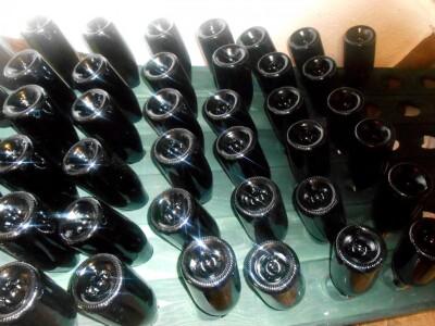 Čiste i lijepo posložene boce primjer su urednosti i brige