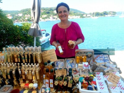 Ivana Matijević na Koločepu prodava svoje itekako kvalitetne i ukusne proizvode