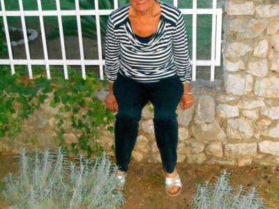 Lavanda nerijetko zamiriše ispred Helenine kuće