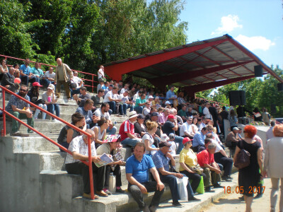 Posetioci na Manježu