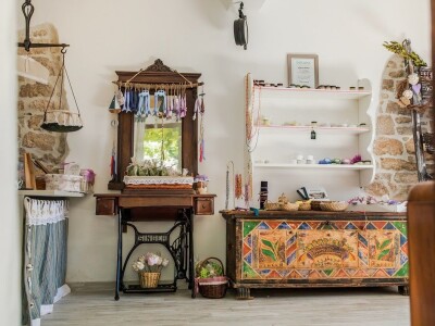 OPG MAĐERIĆ PAŠMAN: Dok 87-godišnji svekar Branko kopa, nevjesta Ljiljana osvaja nove oznake HOP-a