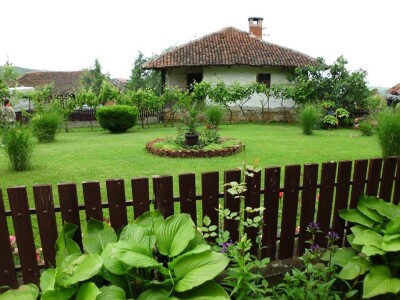 Najlepša dvorišta Vlakče