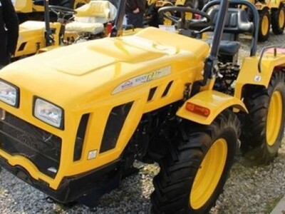 Traktor Hittner Ecotrac 21